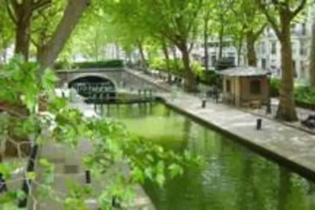 Renove Calme Triangle D'or Canal St Martin Apartment